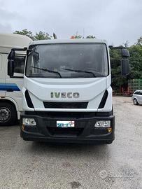 Iveco 150e22 compattatore rifiuti