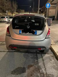 Lancia Ypsilon 1.3 mjt diesel anno 2014