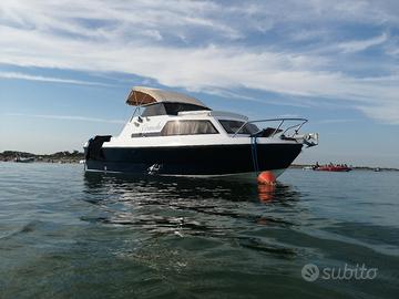 cranchi holiday pilotina cabinato 6 metri 