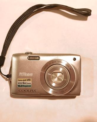 Nikon Coolpix S3300 Silver