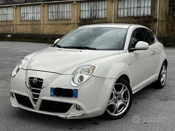 Alfa Romeo MiTo 1.3 JTDm-2 95 CV S&S Distinctive S