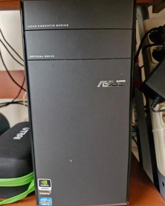 Computer desktop ASUS Intel ì5 windows 10