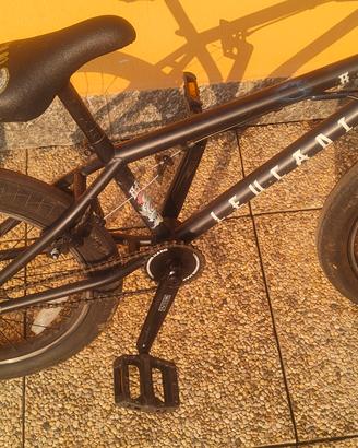 bicicletta bmx