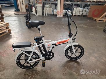 Bici elettrica pieghevole