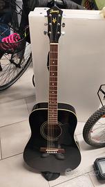 Chitarra acustica 