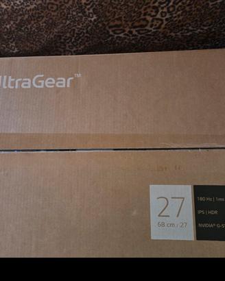 Xbox Series S + Monitor LG 27 180Hz Pari al Nuovo!