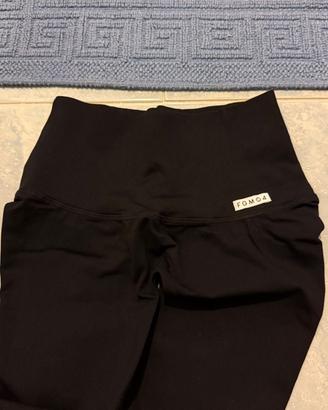Leggins Onyx Nero FGM04 - Modello Donna