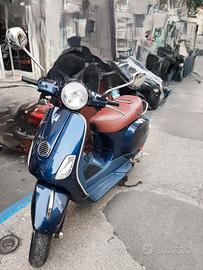 Piaggio Vespa 50 ET4 - 2010