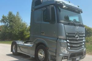 Mercedes Actros MP4