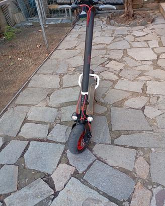 monopattino Cecotec 