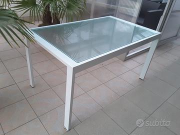 Tavolo in vetro satinato