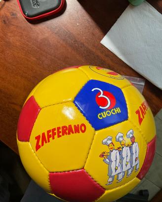 Pallone da calcio “tre cuochi”