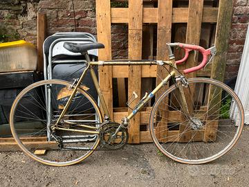 Bici da corsa vintage da sistemare