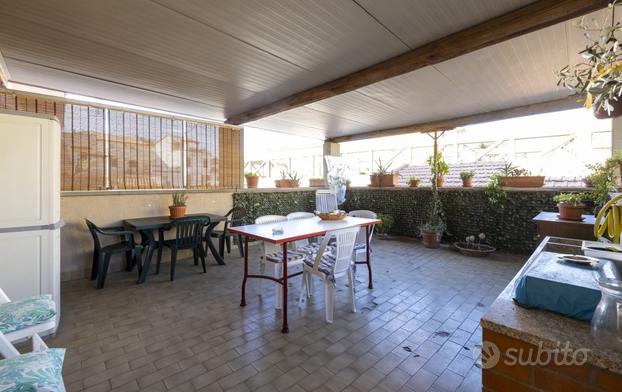 Elegante appartamento, grande terrazza e garage