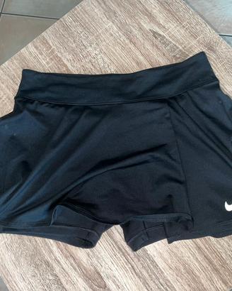 Gonna pantaloncini Nike colore nero