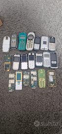 Lotto cellulari x pezzi di ricambio 
