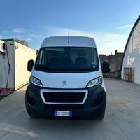 Peugeot Boxer passo medio