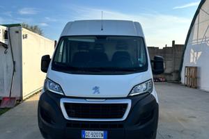 Peugeot Boxer passo medio