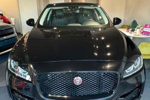 Jaguar F-Pace 2.0 D 180 CV AWD aut. R-Sport