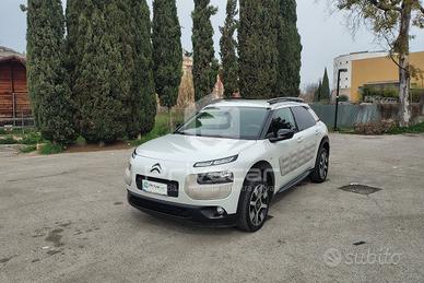 CITROEN C4 Cactus BlueHDi 100 Shine