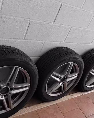 Cerchi in lega Mercedes e gomme invernali