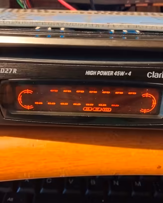 clarion cdr27r autoradio vintage 45Wx4