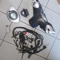 Neos 50 4T 09 : pompa cerchio sella serbatoio