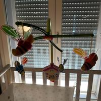 Giostrina musicale Chicco, casina delle api.