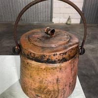 Paiolo di rame con coperchio