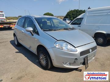 FIAT GRANDE PUNTO 199 1.3 D MULTIJET Ricambi/
