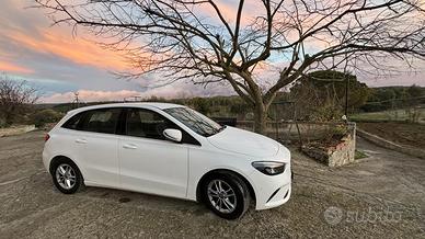 Mercedes Classe B 180d Automatic Full Optional
