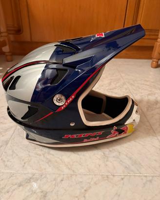 Casco Kini Redbull
