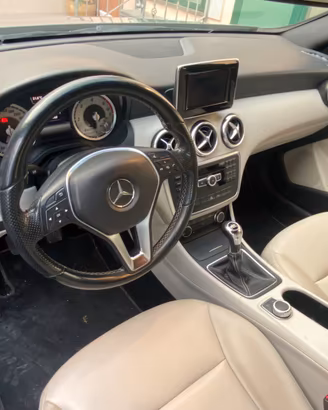 Mercedes Classe A 200 Sport (W176) anno 2014