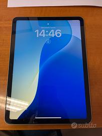 IPad Air 4 (64GB) + Logitech Folio