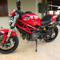 Ducati Monster 796 plus con Abs