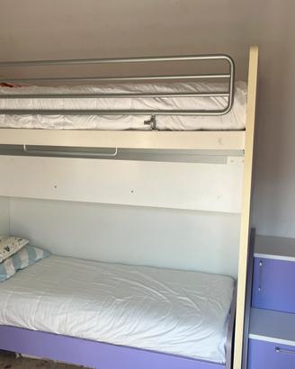 letto a castello+due materassi