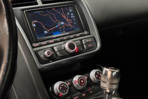 R8 V8 TSI 420CV R-TRONIC GARANZIA 