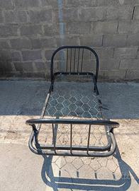 Letto singolo in ferro 