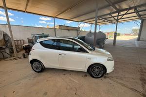 lancia ypsilon 1.3 mj