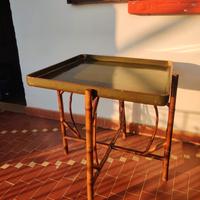 Tavolino orientale in bambù e legno