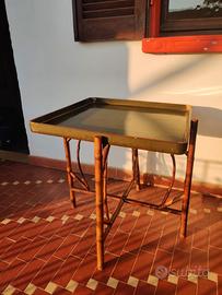 Tavolino orientale in bambù e legno