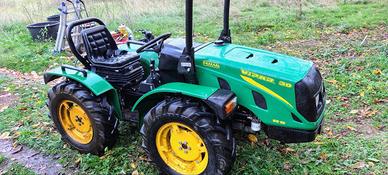 Trattore Ferrari Vipar 26