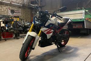 BMW G310 R Sport