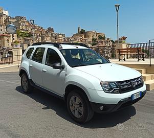 Dacia Duster 1.6 110CV 4x2 GPL Lauréate