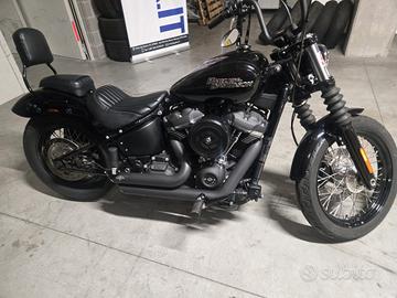 Harley-davidson Softail Street Bob