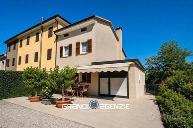 SCHIERA DI TESTA RISTRUTTURATA SUL MONTELLO