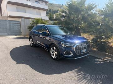 Audi Q3 35 TDI S tronic Business Advanced
