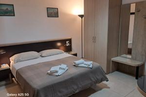 Bilocale deluxe con due bagni e lavanderia