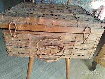 Cestino vintage rettangolare in bambù intrecciato