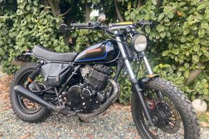 Suzuki TU250x Café Racer